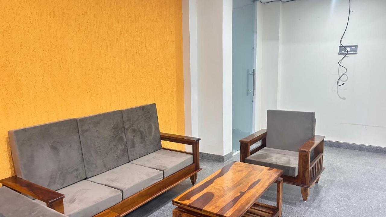 Lime Tree Service Apartment - Medanta Medicity, Гургаон Экстерьер фото